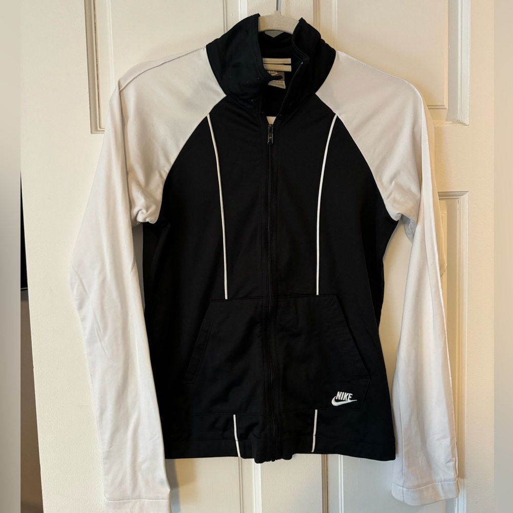 Women’s Nike Zip Up